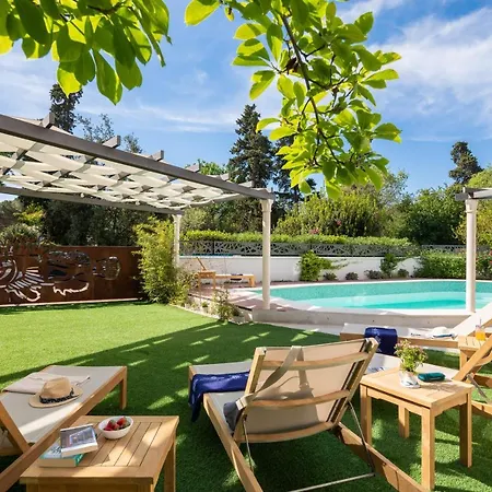 Scorpaena With Shared Pool * Zadar