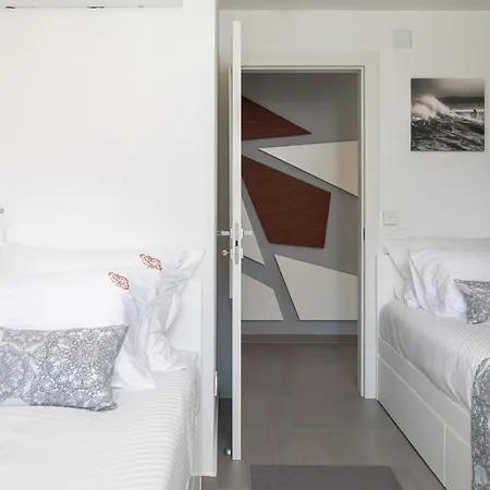 Appartement Scorpaena With Shared Pool Zadar