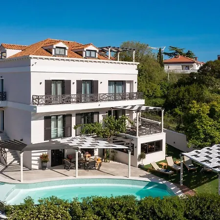 Scorpaena With Shared Pool Appartement *