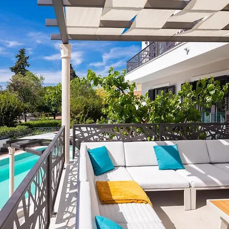 Appartement Scorpaena With Shared Pool *