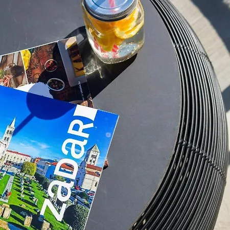 Daire Scorpaena With Shared Pool